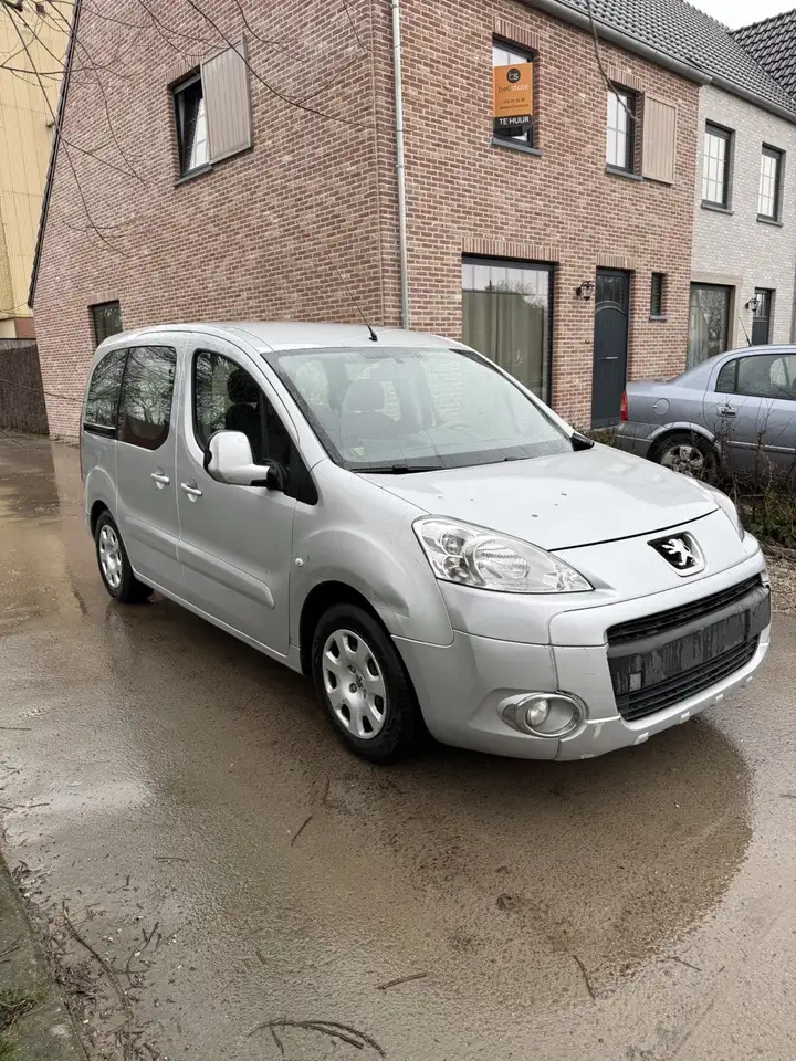 Peugeot Partner Tepee 1.6 HDi 90ch