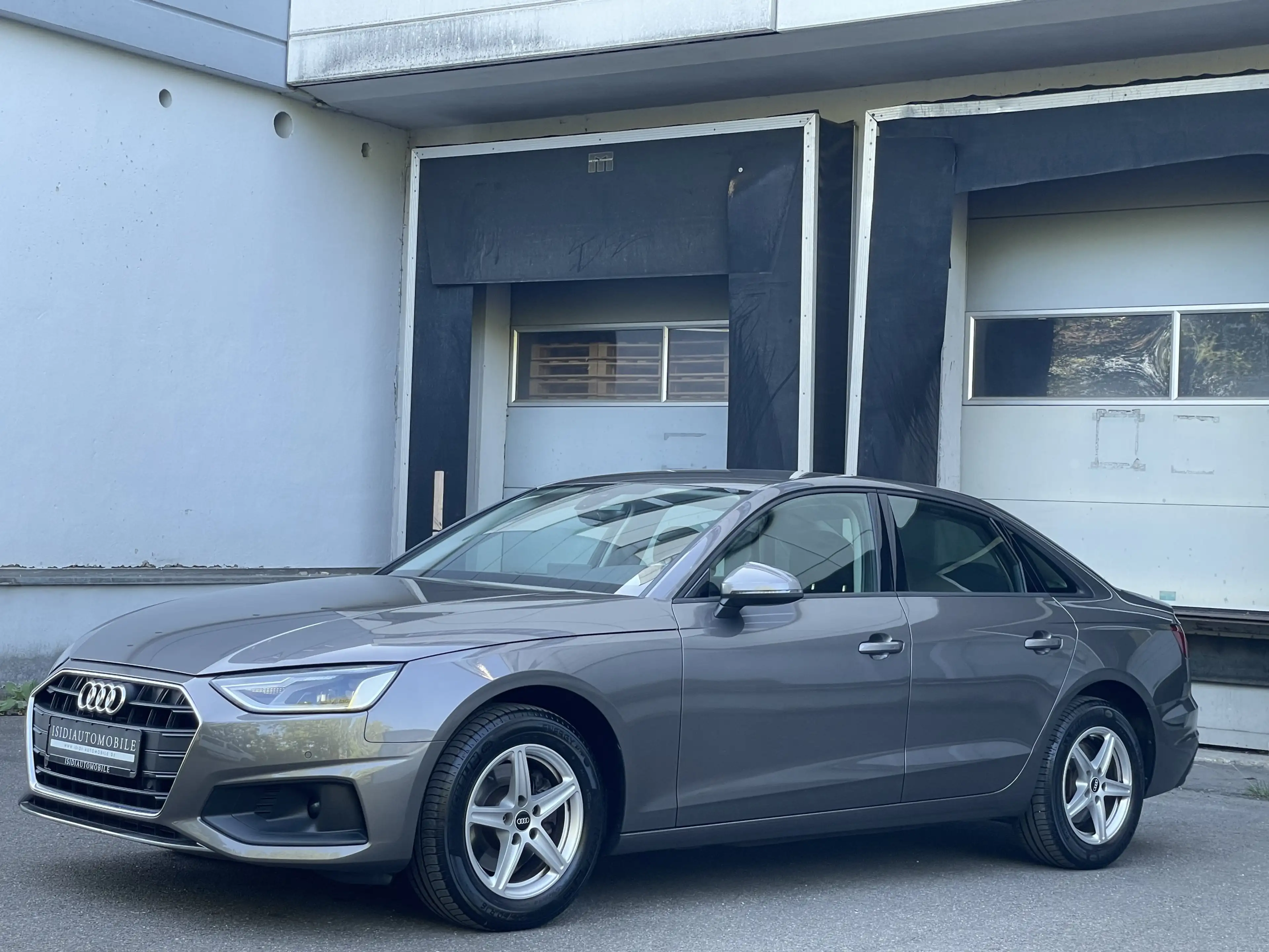 Audi A4 30 TDI LED Navi Sitzheizung Tempomat PDC — photo 2
