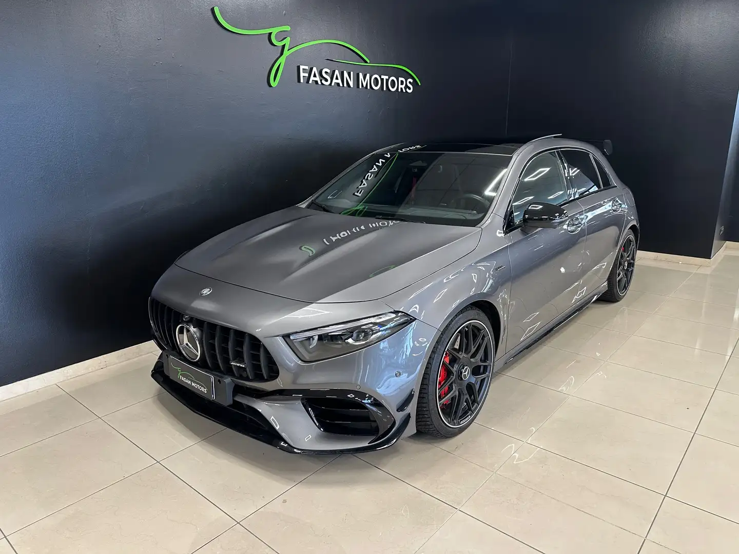 Mercedes-Benz A 45 AMG A AMG 45 S AMG Line Premium Plus 4matic+ auto Grau - 1