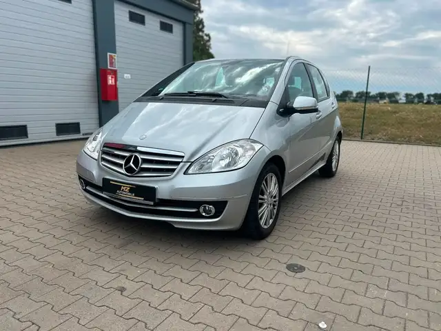 Mercedes-Benz A 170 Daimler A 170 Top gefelgt Facelift Automatik