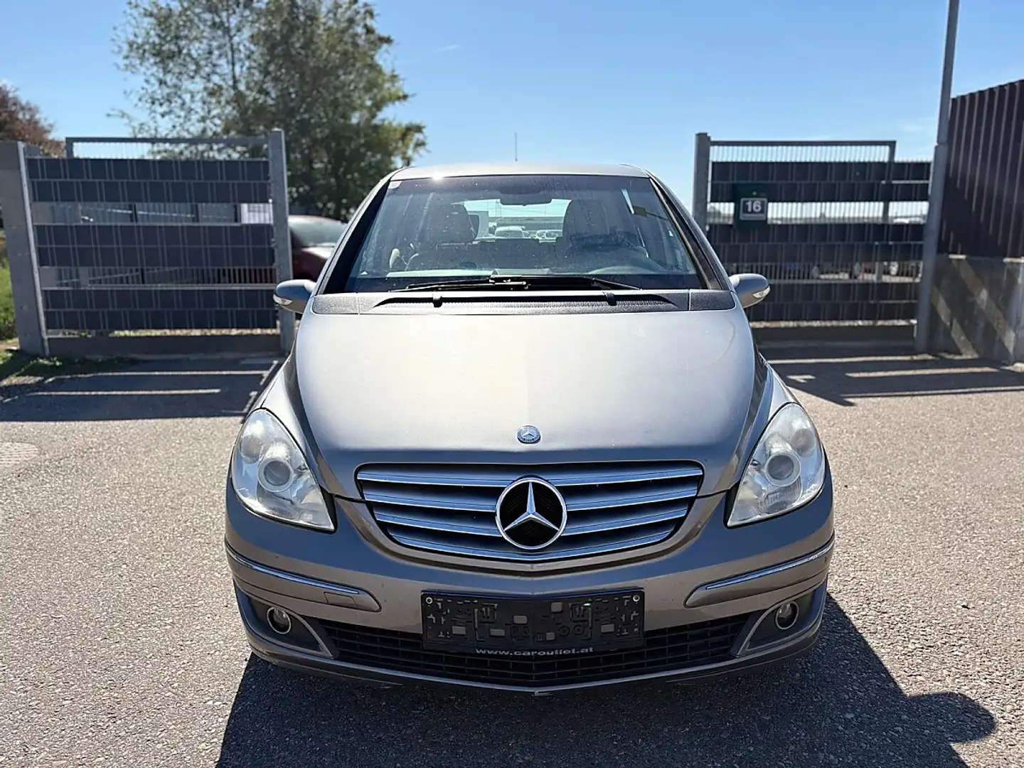 Mercedes-Benz B 200 CDI Aut. Pickerl 3/2027 Grau - 2