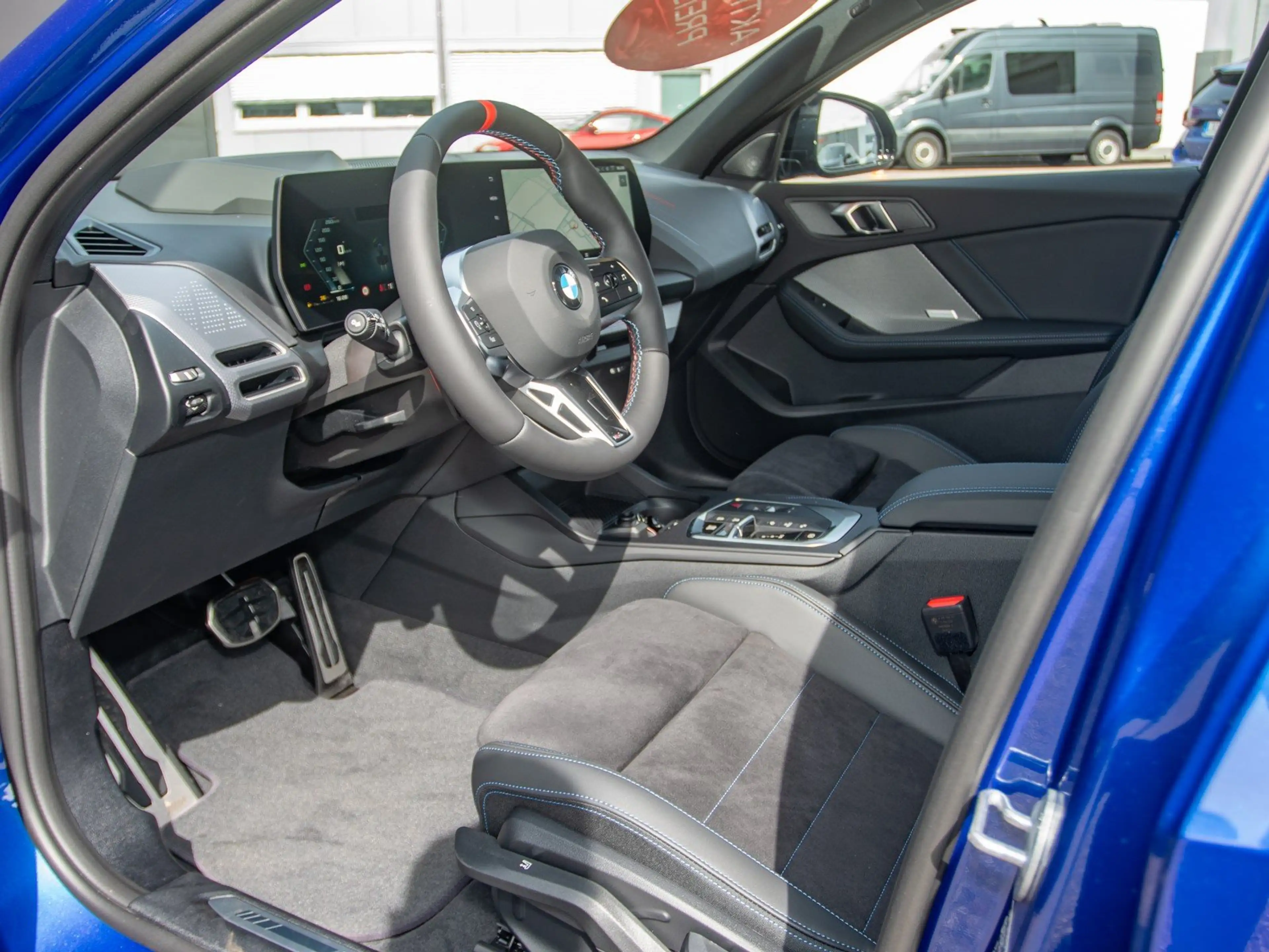BMW 135 M135 xDrive — photo 3