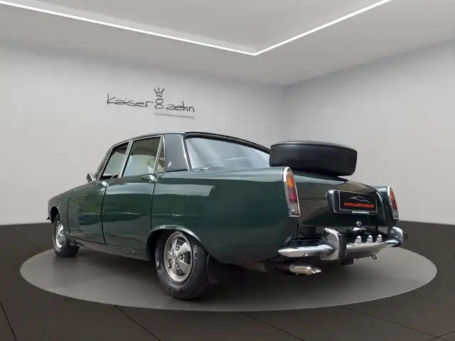 Rover P6 3500 view 6