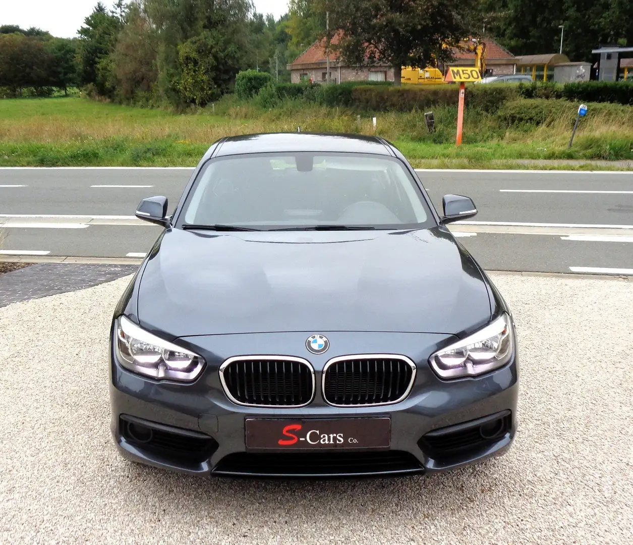 BMW 116 i/Navigatie/Sensoren/Cruise Control/Airco/Garant Grau - 2