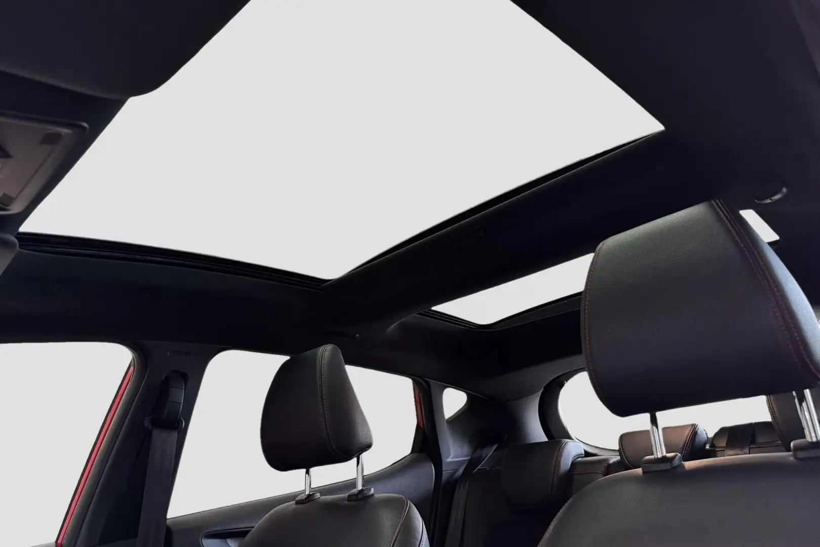 Ford Fiesta 1.0 EcoBoost ST-Line X | Pano | Carplay | Leer | 1 Rouge - 2