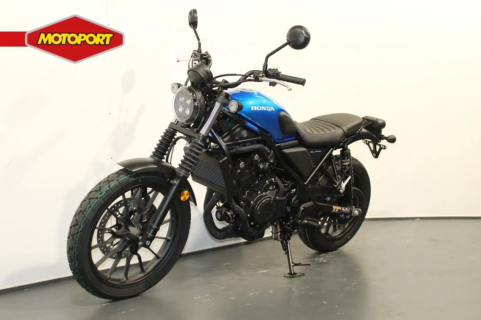Honda CL 500 crna - 2