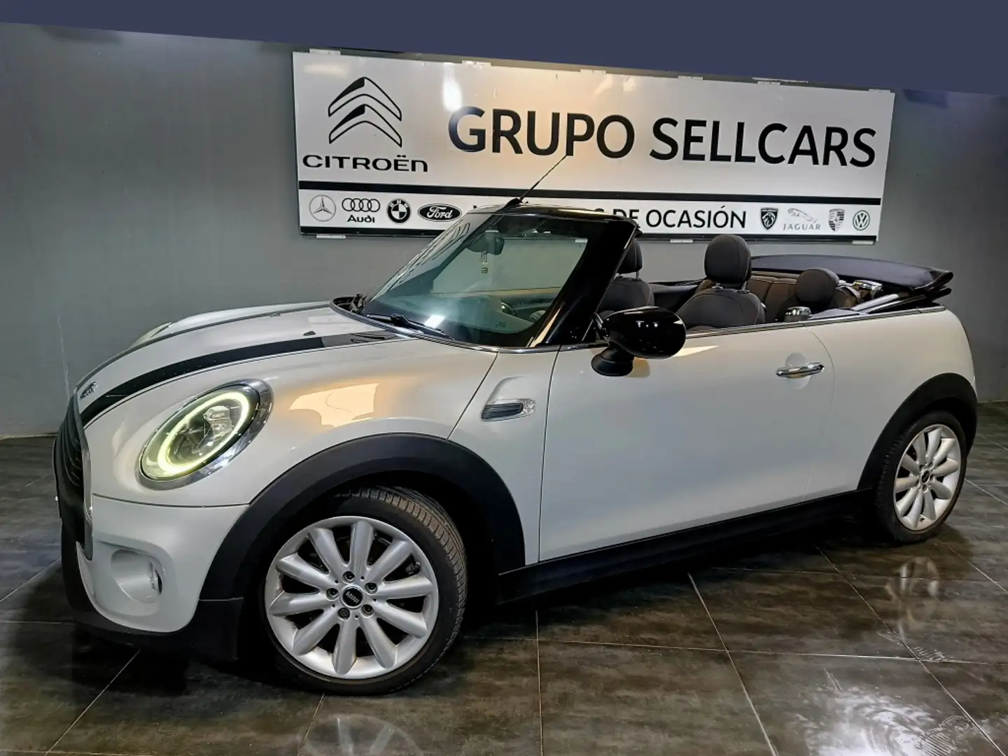 MINI One Cabrio Gris - 2