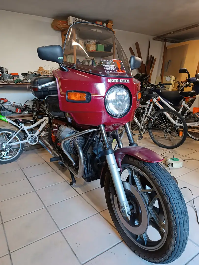 Moto Guzzi 850 T Moto Guzzi 850 - T4 1980 Red - 2
