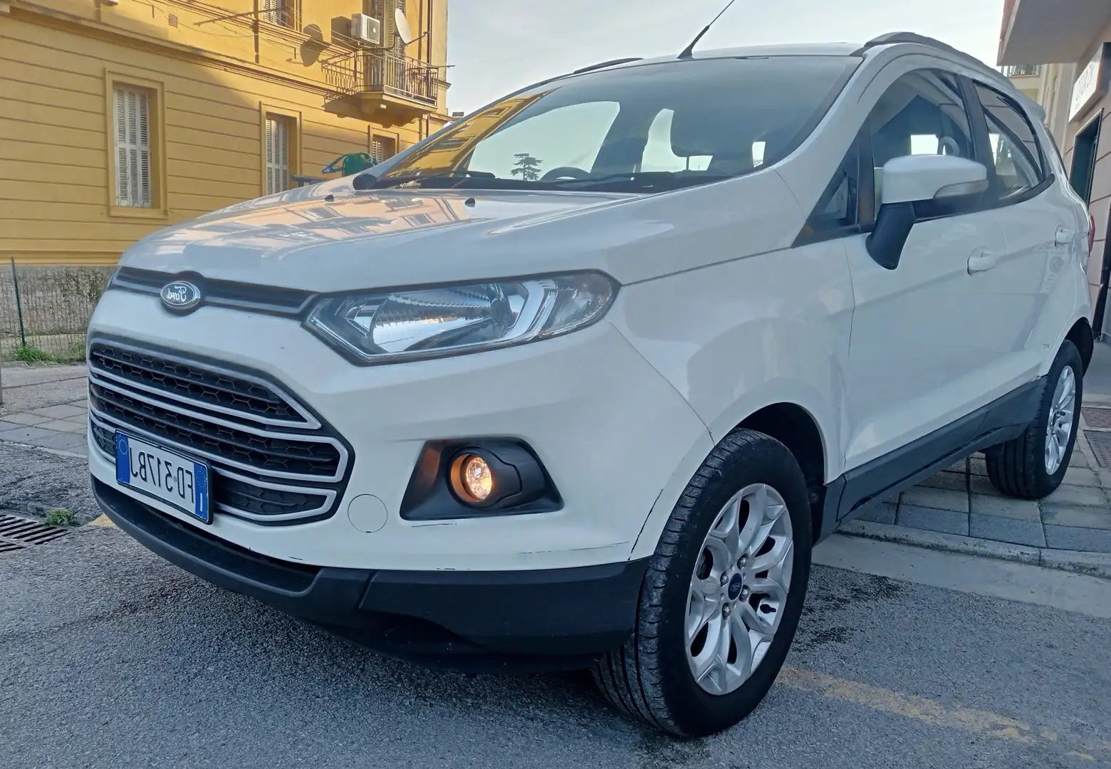 Ford EcoSport 1.5 Business 110cv E6 Blanco - 1