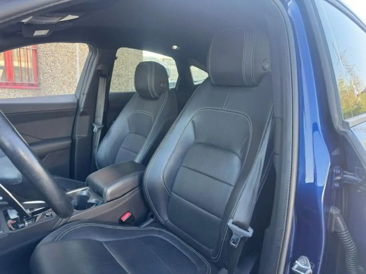 Jaguar E-Pace 1.5 I3 PHEV 300 CV AWD Auto R-Dynamic S, миниатюра 11