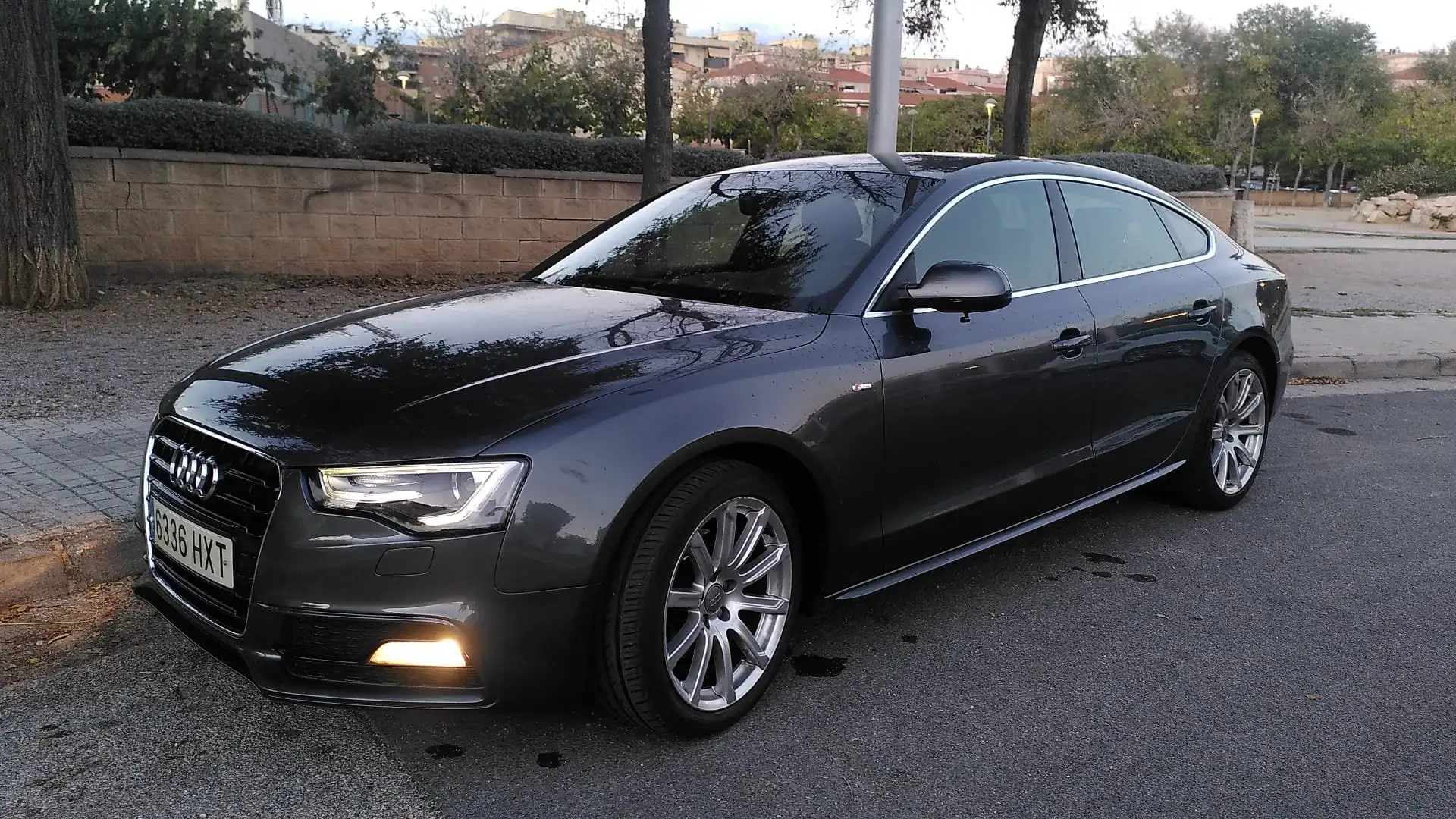 Audi A5 A5 Sportback 2.0TDI S line edition 150 Gris - 2