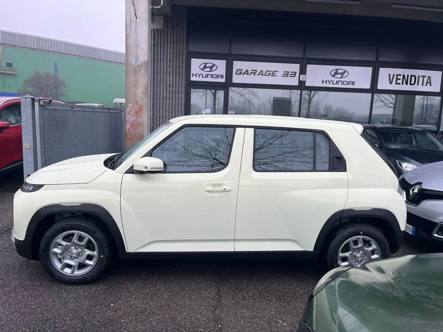 Hyundai Inster 49 kWh X-TECH 49KW  AUTONOMIA 510 KM - 2