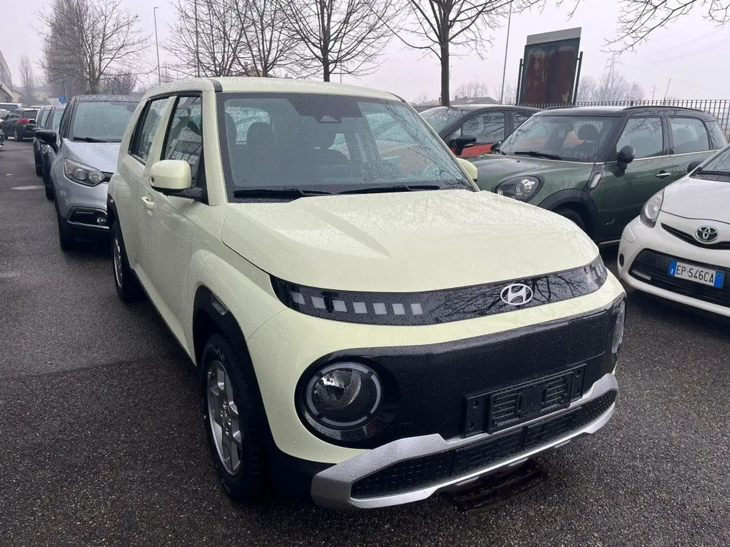 Hyundai Inster 49 kWh X-CLASS 49KW  AUTONOMIA 510 KM - 1