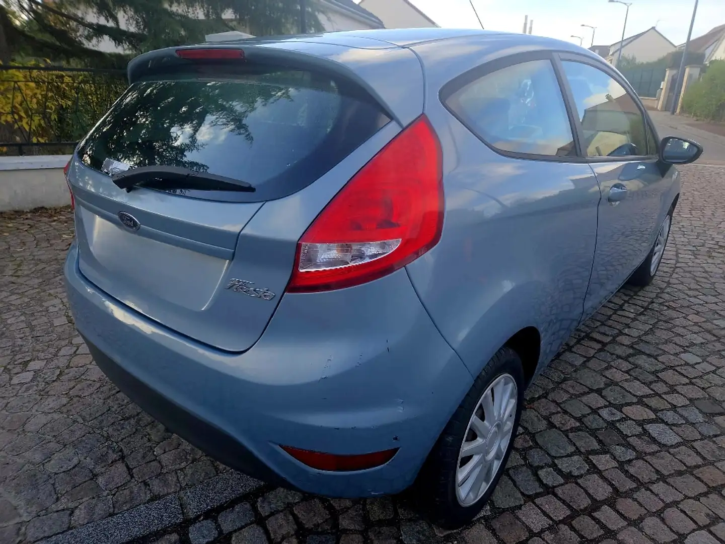 Ford Fiesta 1.25 60 Ambiente 23000kms - 2