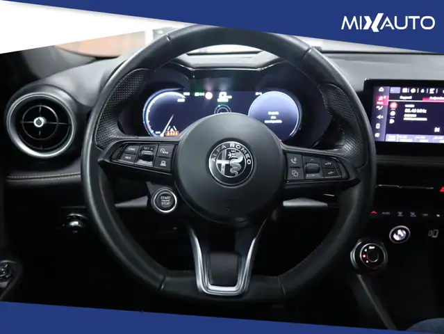 Alfa Romeo Tonale view 12