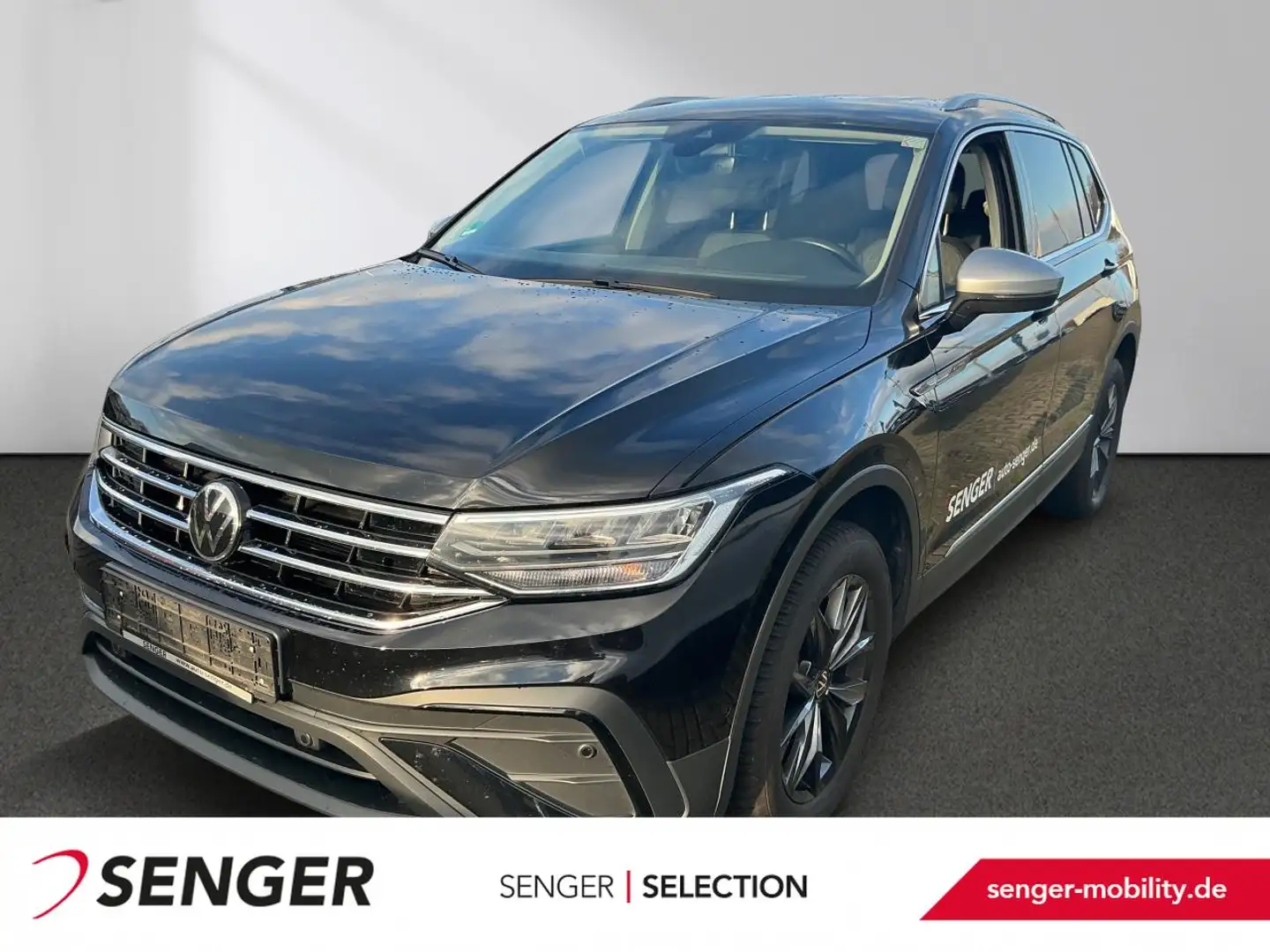 Volkswagen Tiguan Allspace 2.0 TDI Move 4MO DSG Nav AHK APP Negro - 1