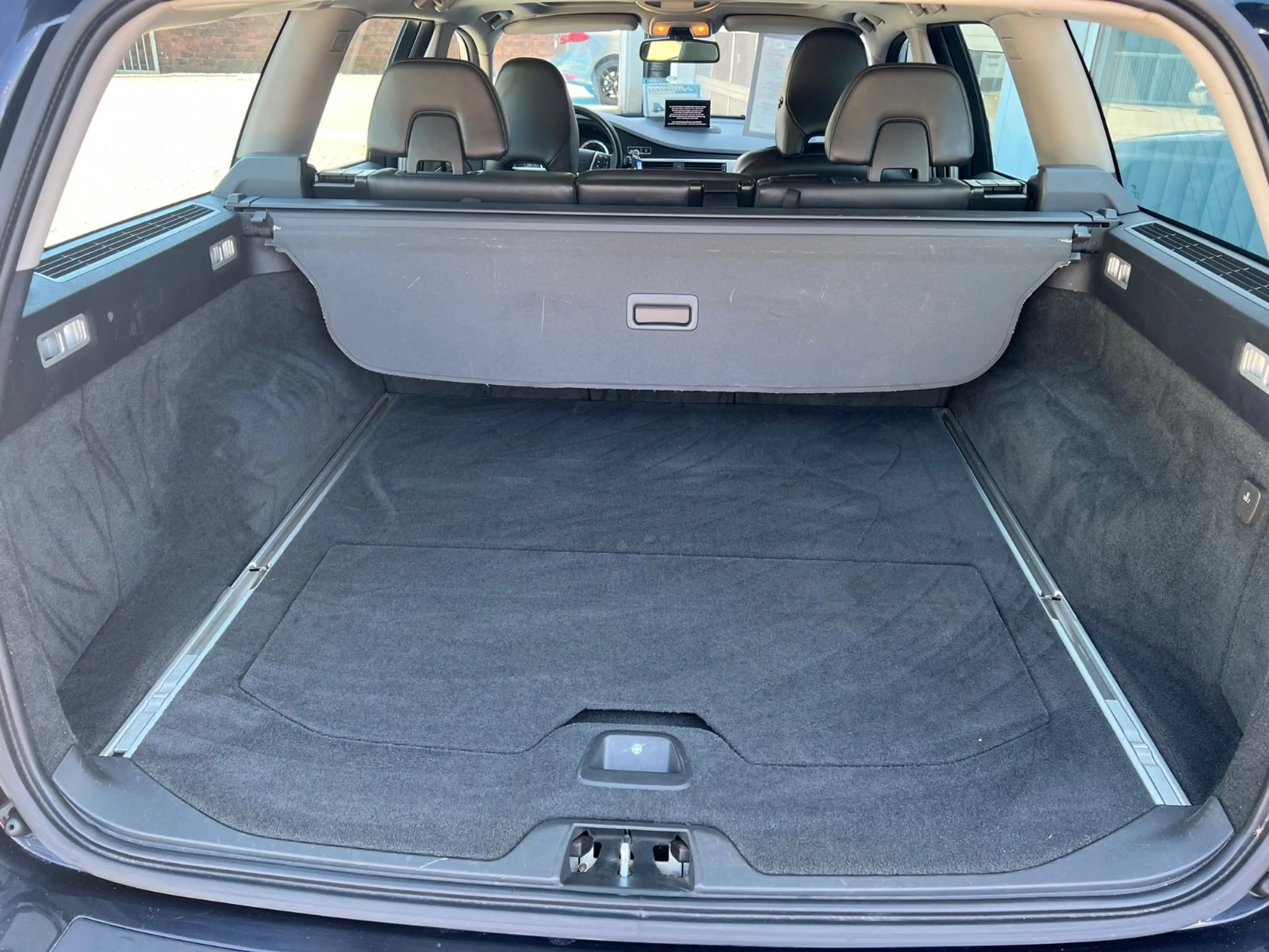 Volvo V70 Kombi Summum — photo 13