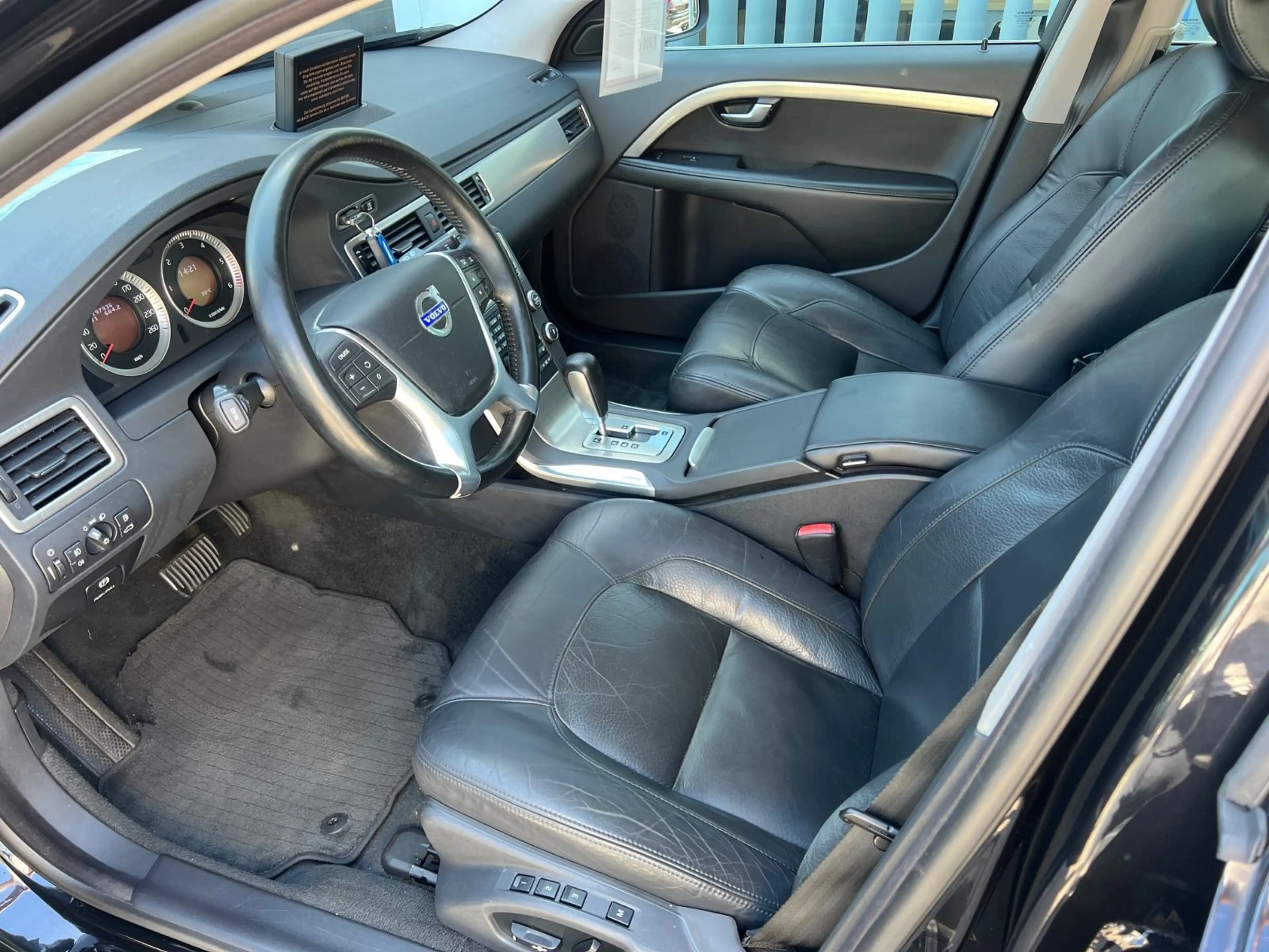 Volvo V70 Kombi Summum — photo 7