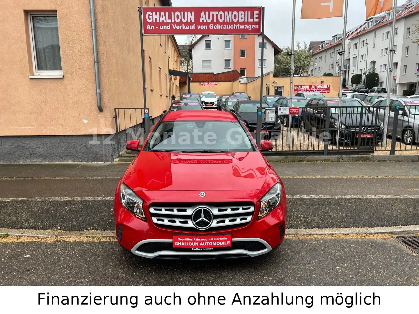Mercedes-Benz GLA 200 GLA-Klasse GLA 200 Automatik Navi&Rückfahrkamera Rot - 1