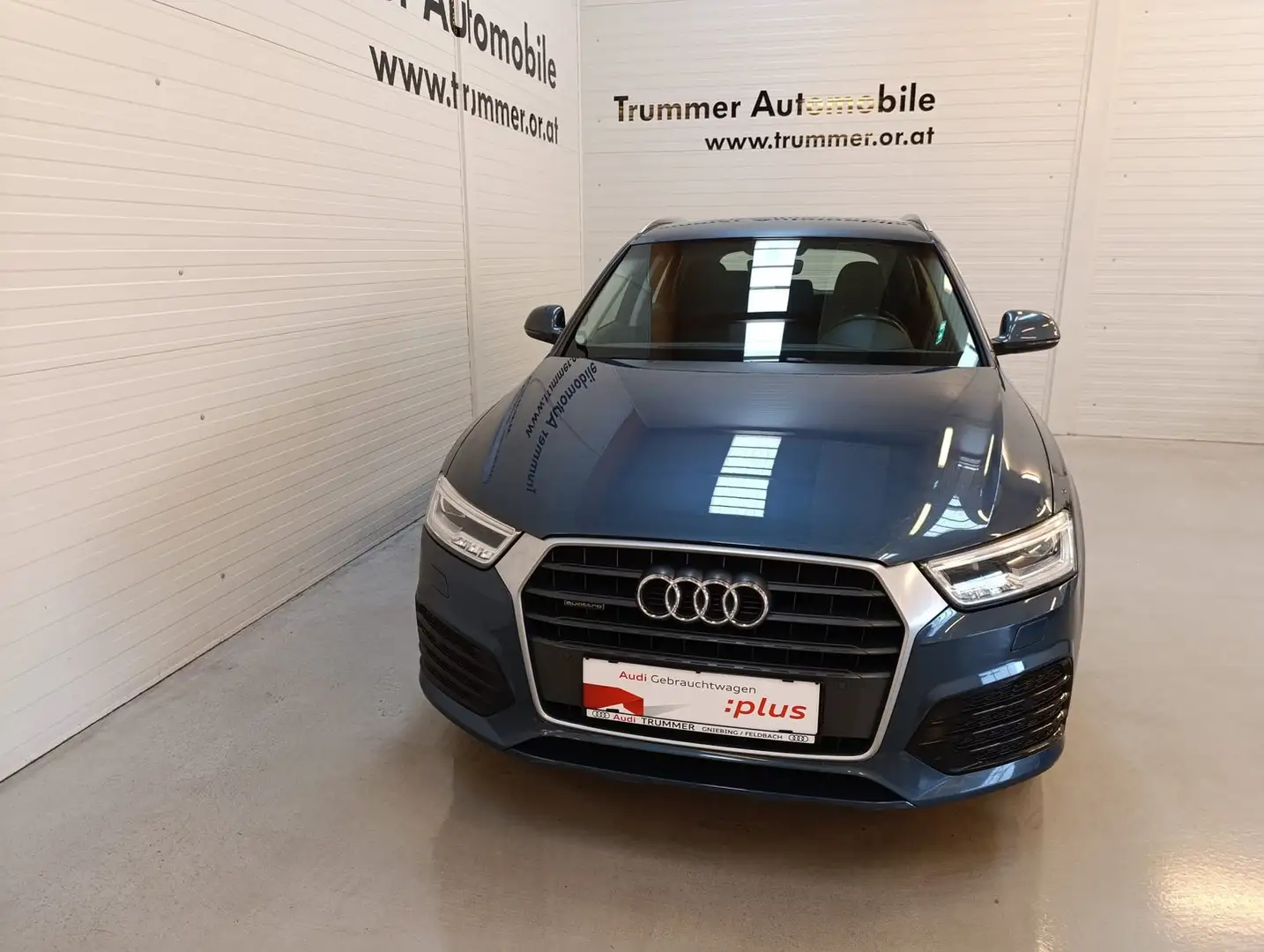 Audi Q3 2.0 TDI quattro intense + Blau - 2