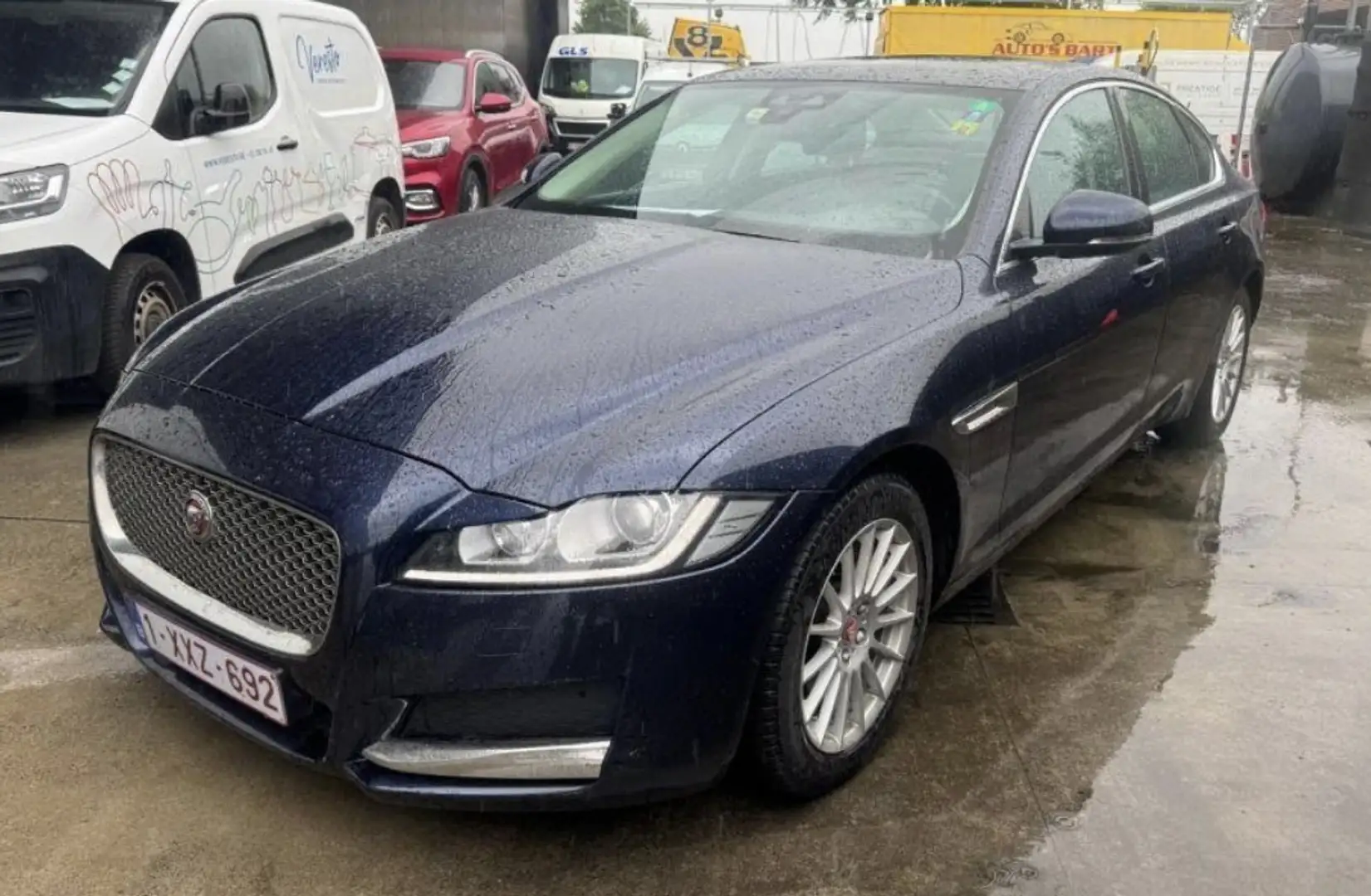 Jaguar XF 2.0 D E-Performance Prestige (EU6.2) Bleu - 2