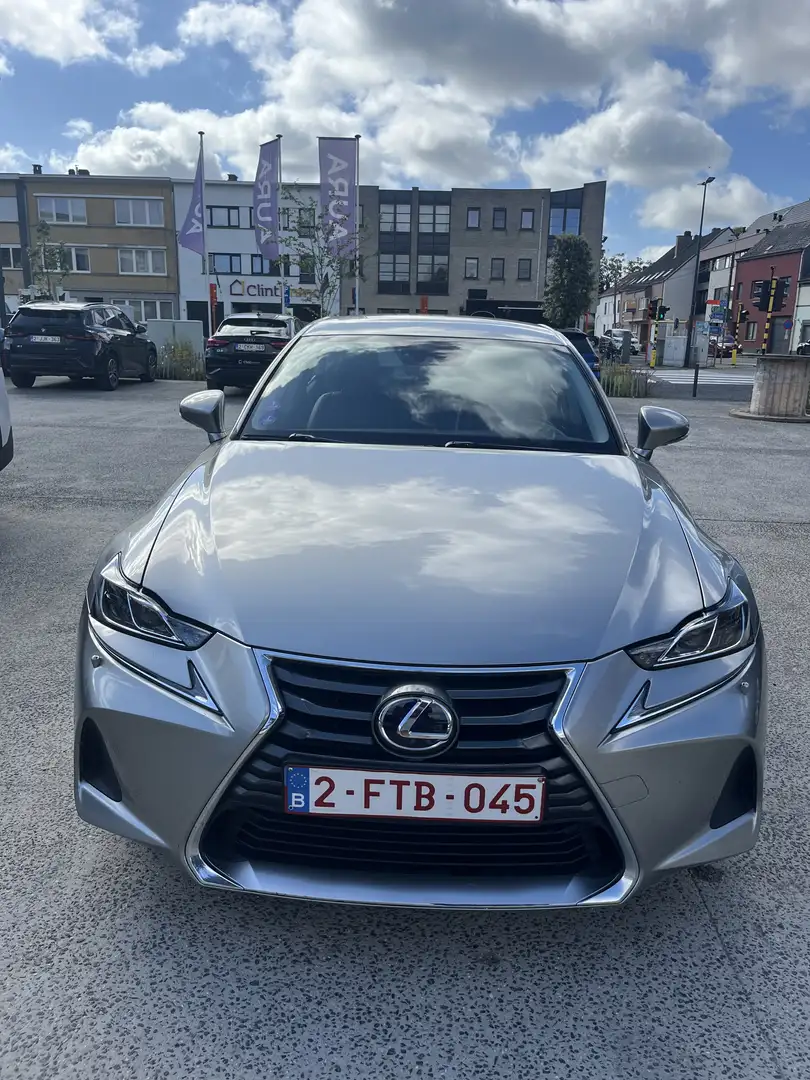 Lexus IS 300 300h 2.5i Privilège Line E-CVT - 1