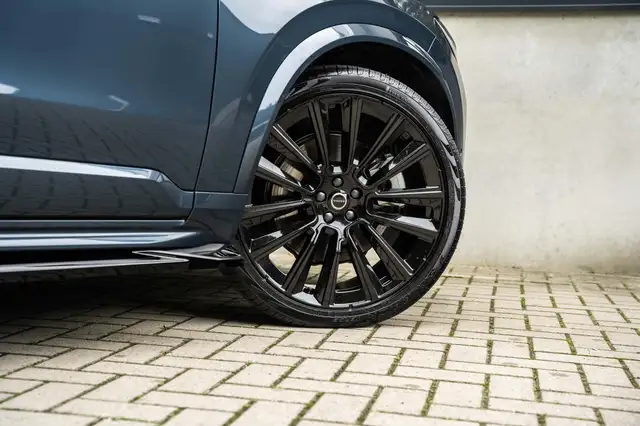 Volvo XC90 view 24