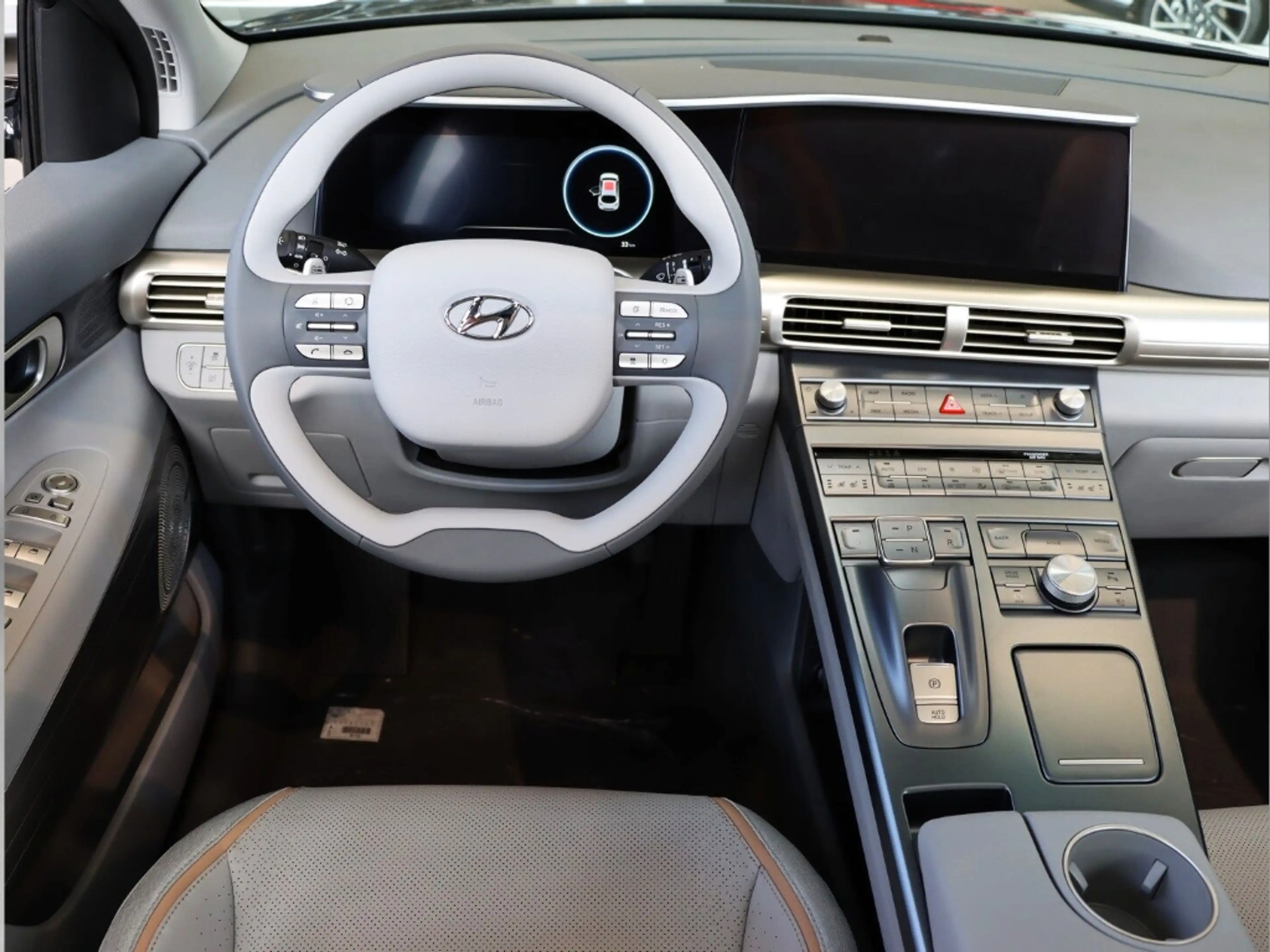 Hyundai NEXO Prime mit Schiebedach - DRESEN SONDERAKTION — photo 9