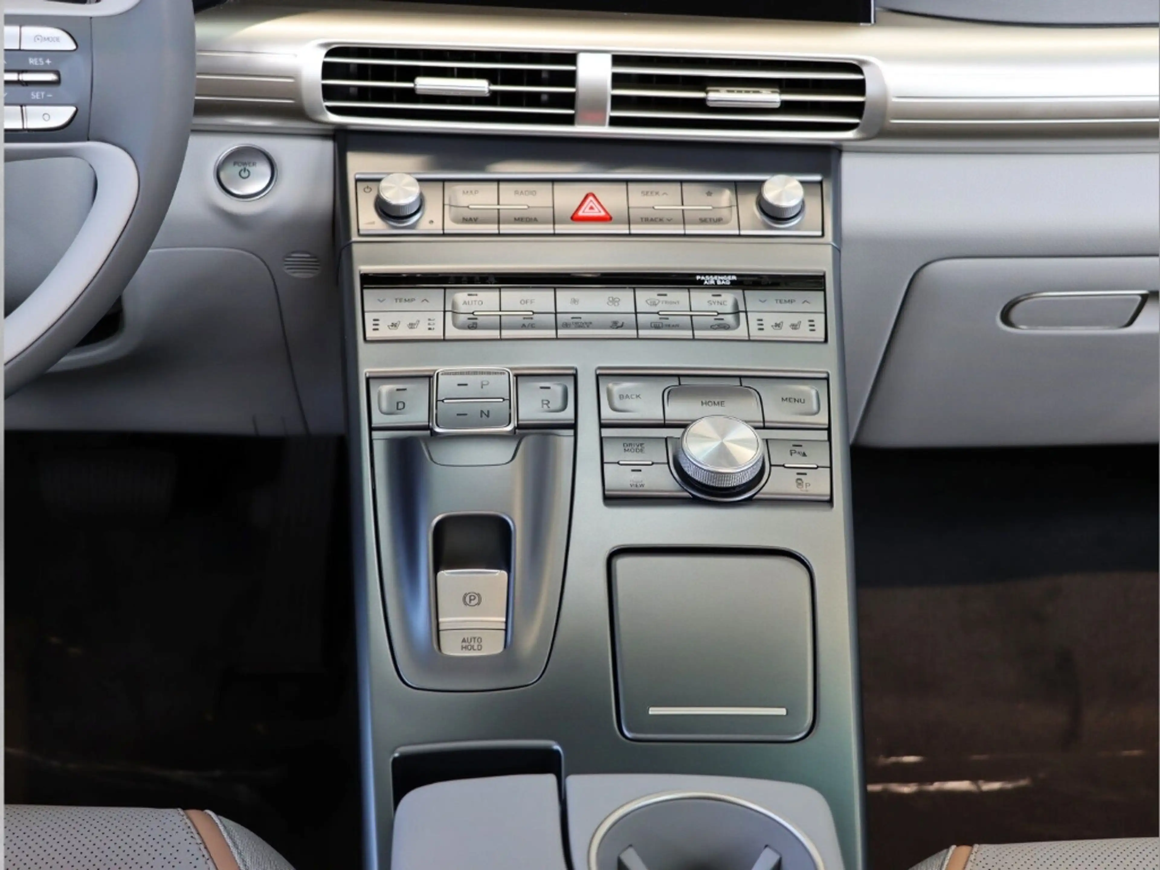 Hyundai NEXO Prime mit Schiebedach - DRESEN SONDERAKTION — photo 12