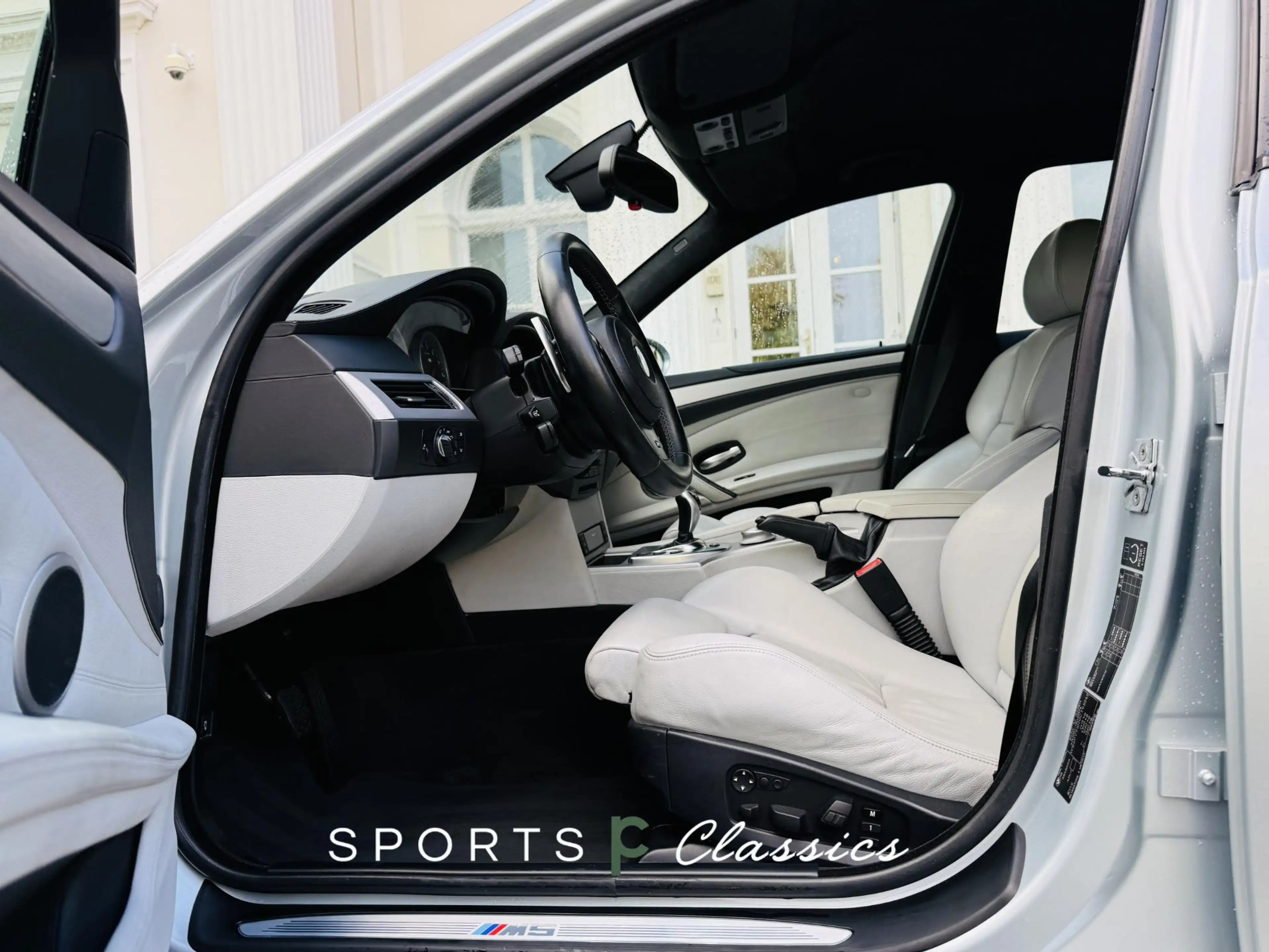 BMW M5 5-serie Touring Volleder l Softclose l Origineel l — photo 13