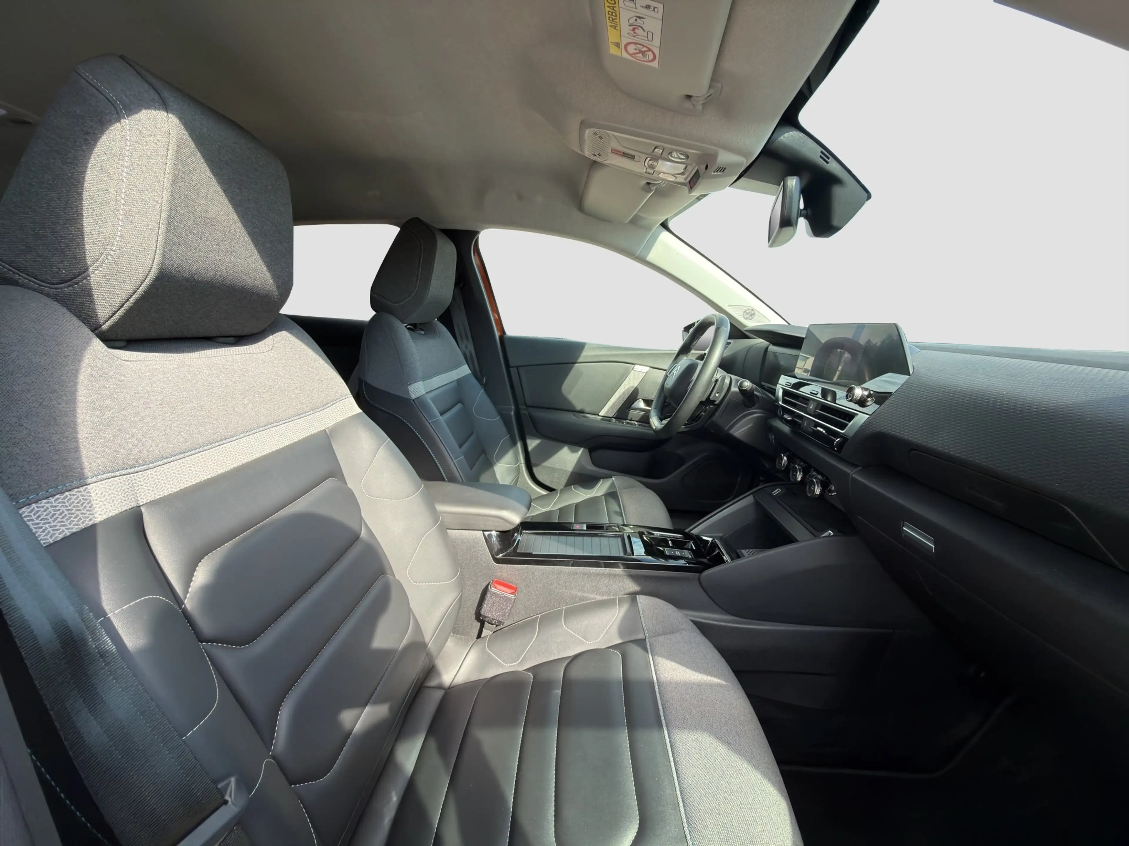 Citroen C4 1.5 BlueHDI 130 Shine — photo 14