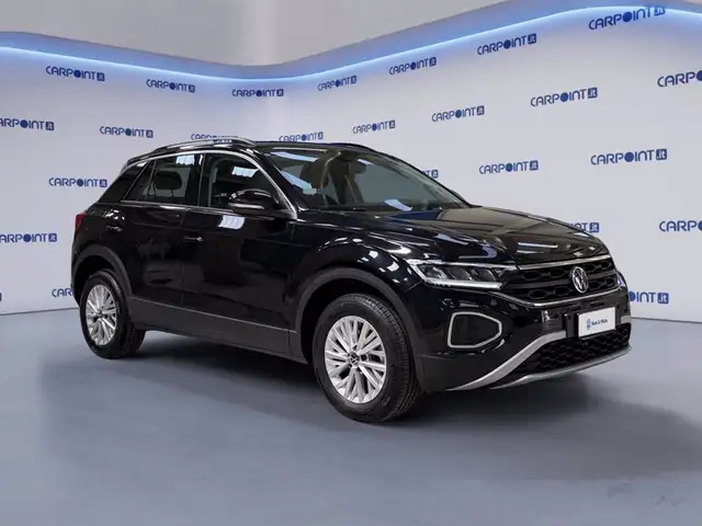 Volkswagen T-Roc view 8