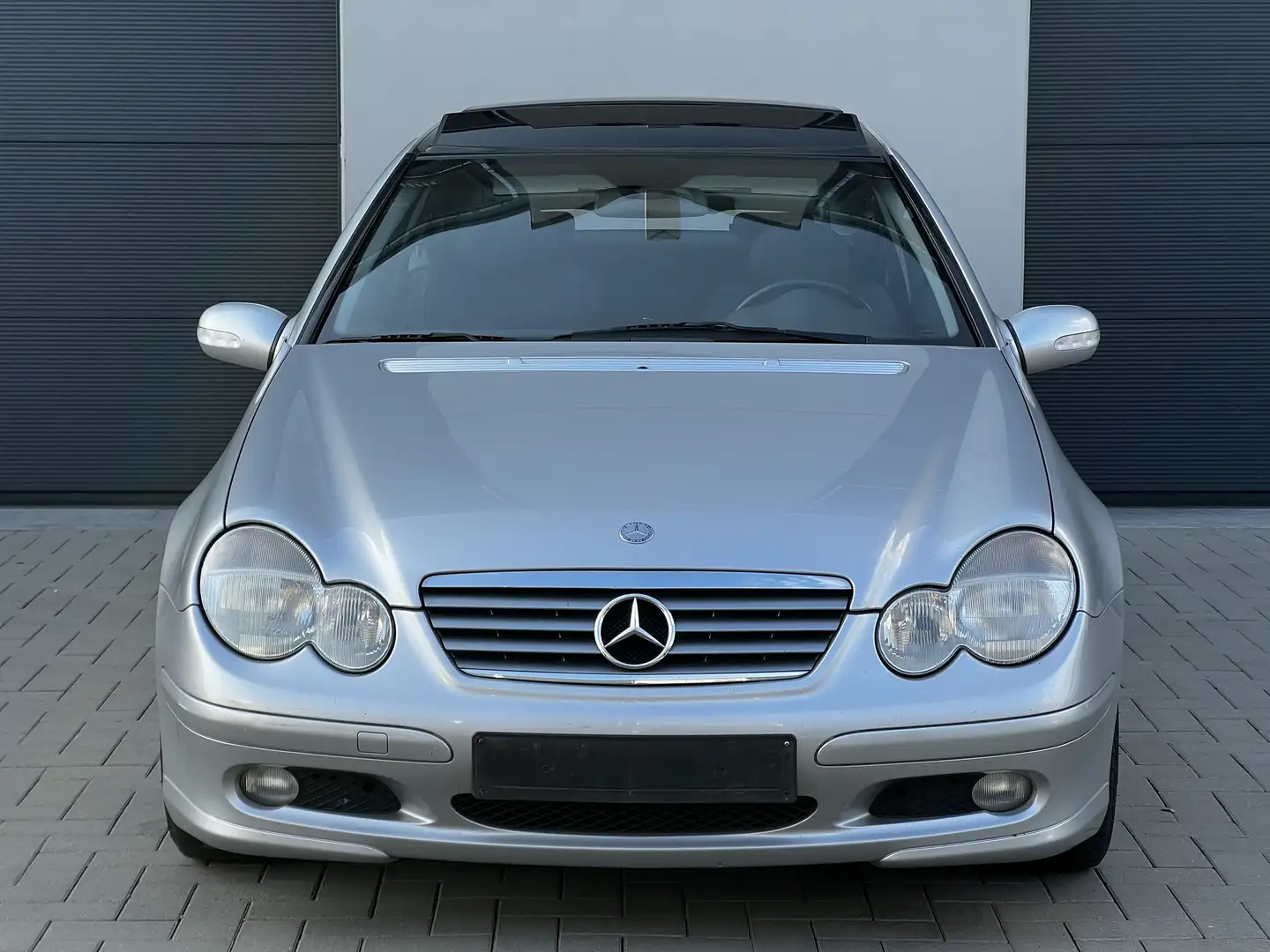 Mercedes-Benz CL 220 mercedes c220// automaat // diesel// 180,000 - 2