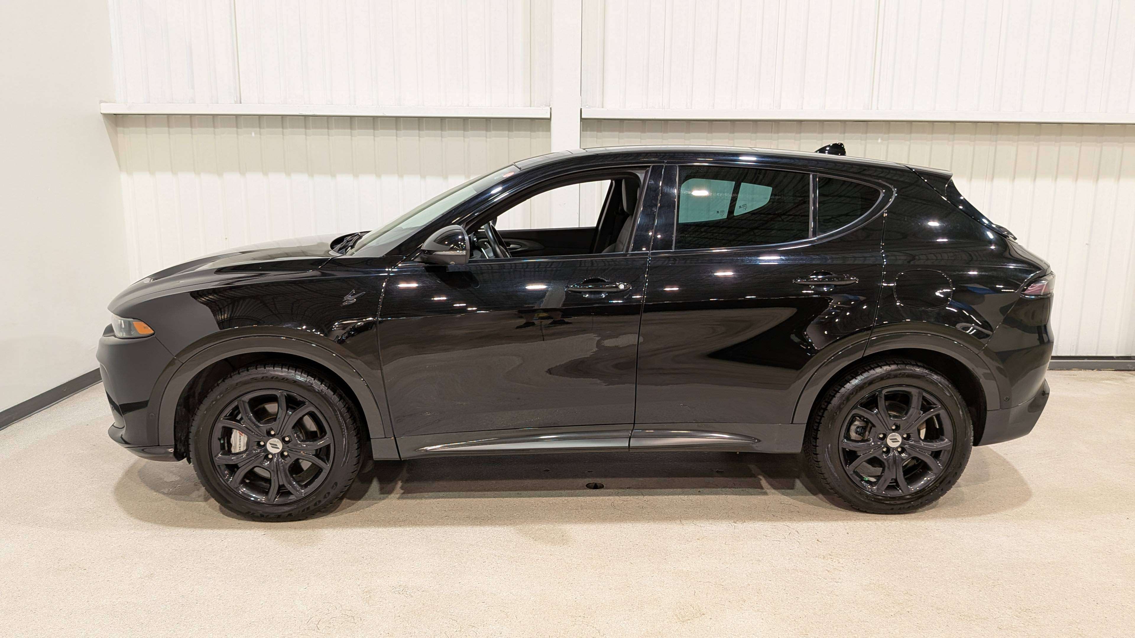 2024 Dodge Hornet R/T Plus, Sièges ventilés, Caméra 360, Carplay — снимка 1