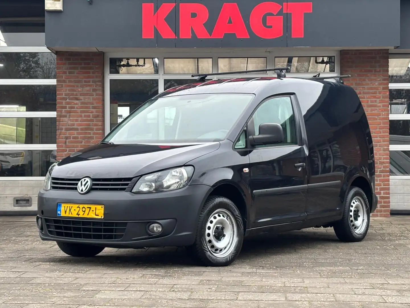 Volkswagen Caddy 1.6 TDI AIRCO, trekhaak, schuifdeur *EXPORT* KOELV Zwart - 1