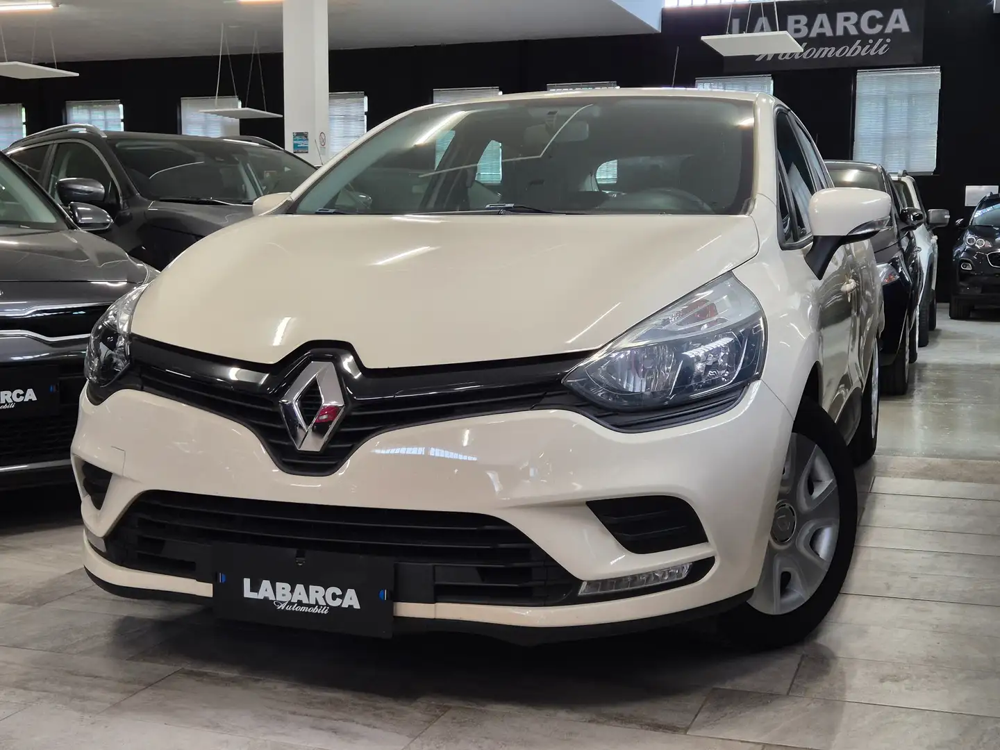 Renault Clio Clio IV 2017 1.2 16v Life 75cv Beige - 1