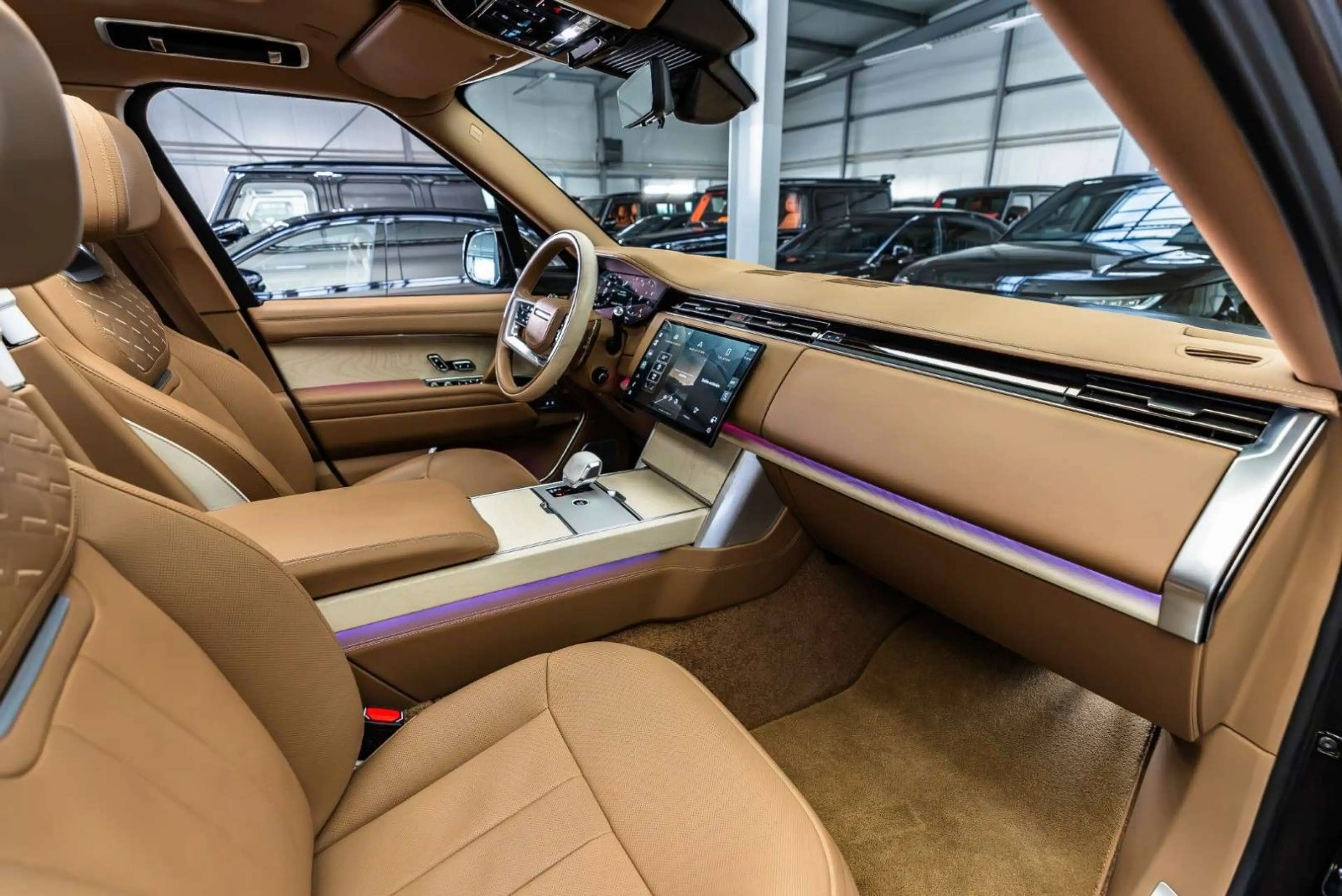 Land Rover Range Rover P615 SV / SV Serenity / SVO Colour — photo 14
