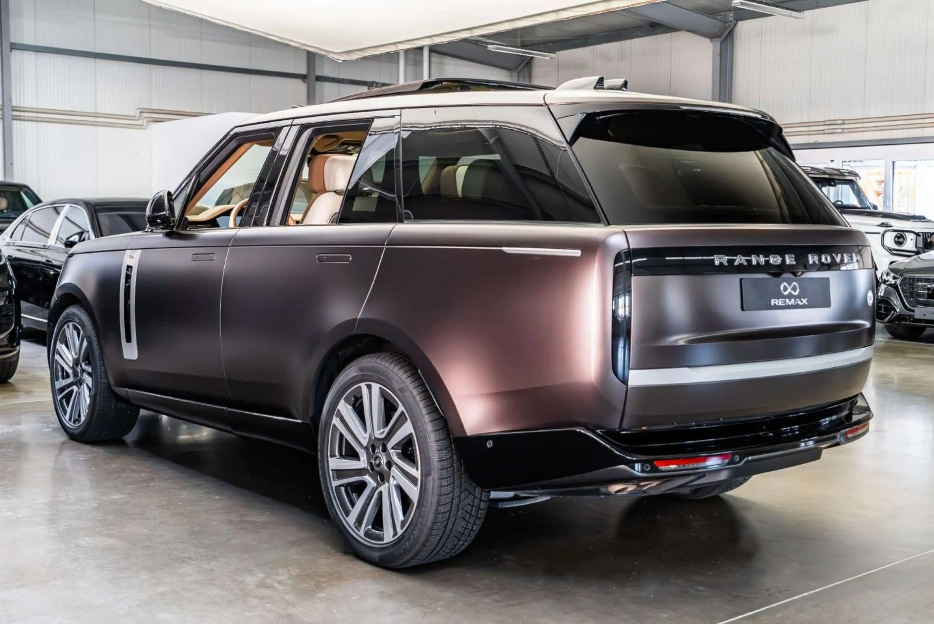 Land Rover Range Rover P615 SV / SV Serenity / SVO Colour — photo 9