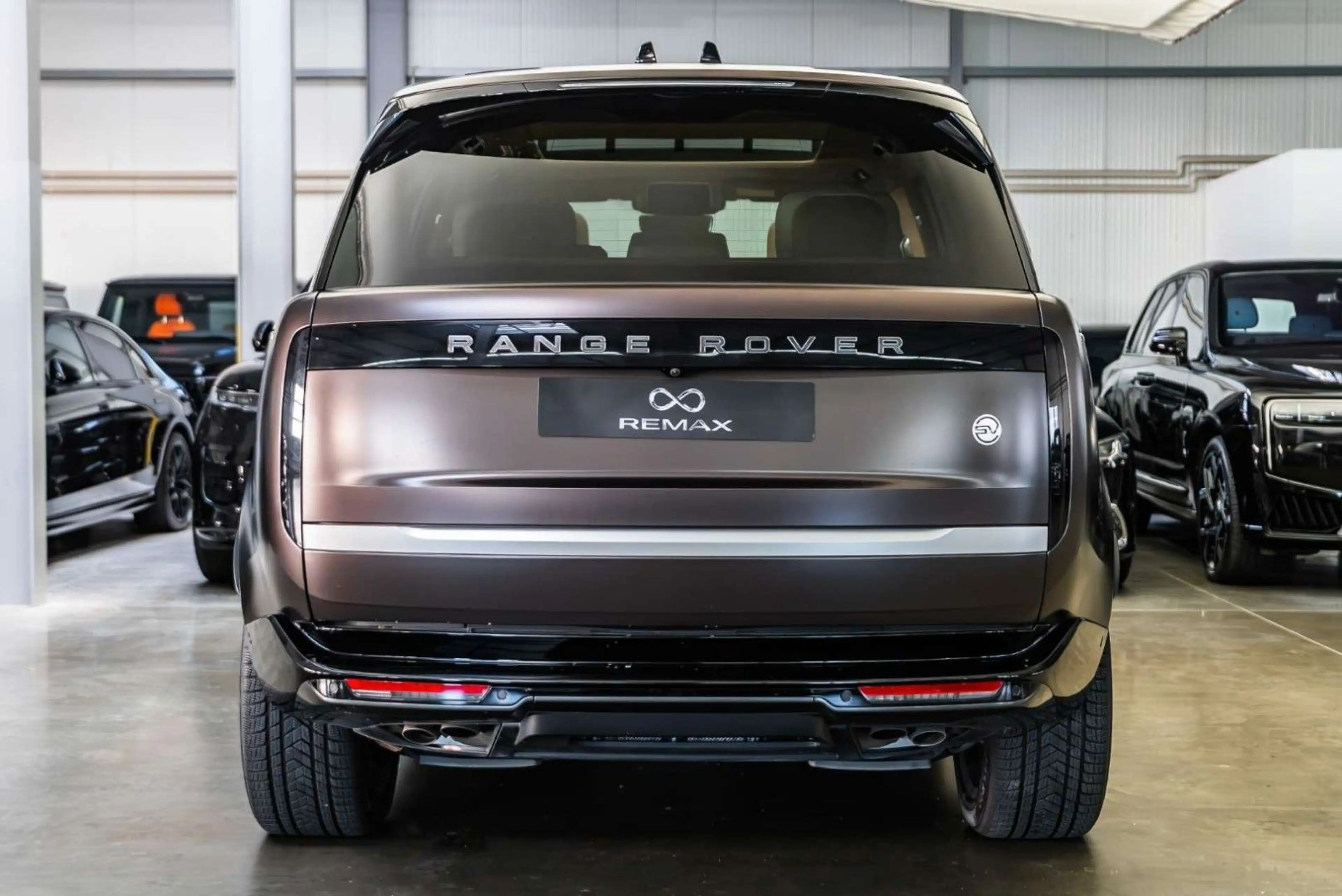 Land Rover Range Rover P615 SV / SV Serenity / SVO Colour — photo 10