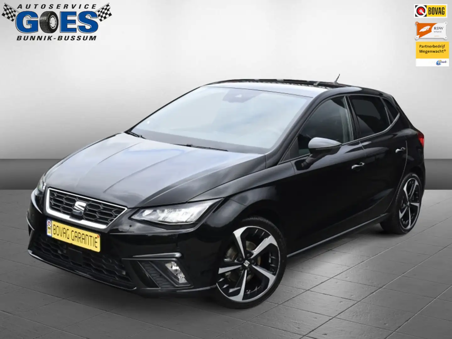 SEAT Ibiza Ibiza 1.0 TSI FR DSG /Camera/Clima Zwart - 1