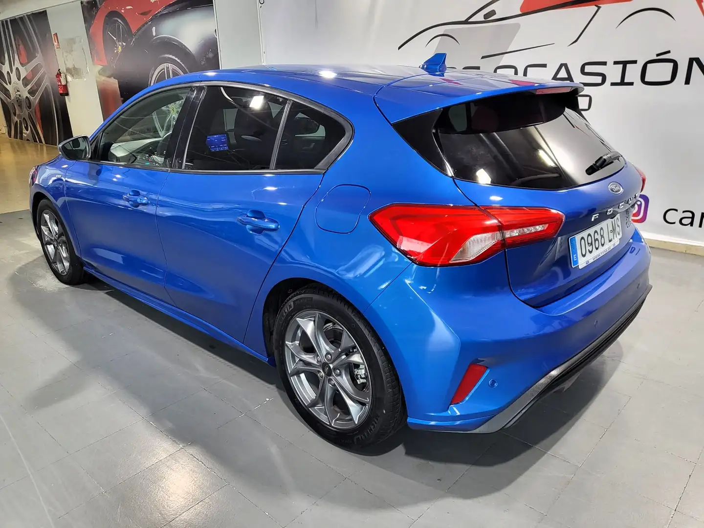 Ford Focus 1.0 Ecoboost MHEV 92kW ST-Line Blauw - 2