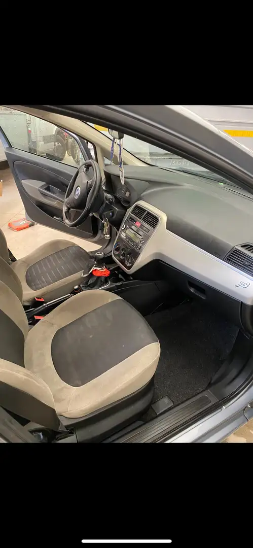 Fiat Grande Punto - 1