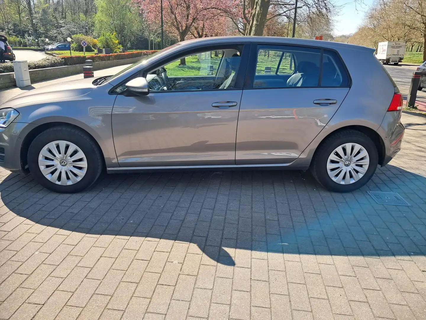Volkswagen Golf Golf+1.2+TSI+110+BlueMotion+Technology+Trendline - 2