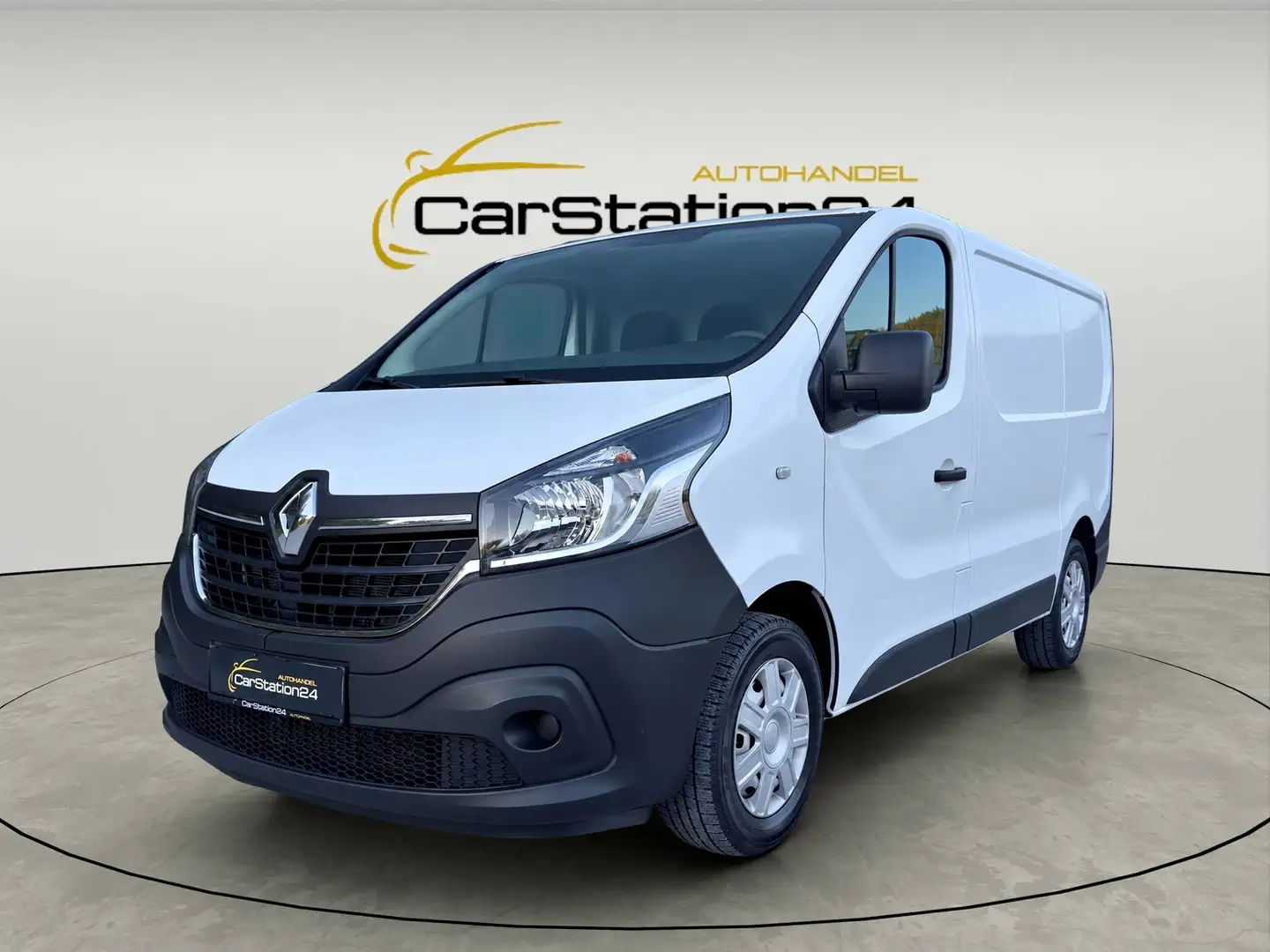 Renault Trafic Weiß - 1