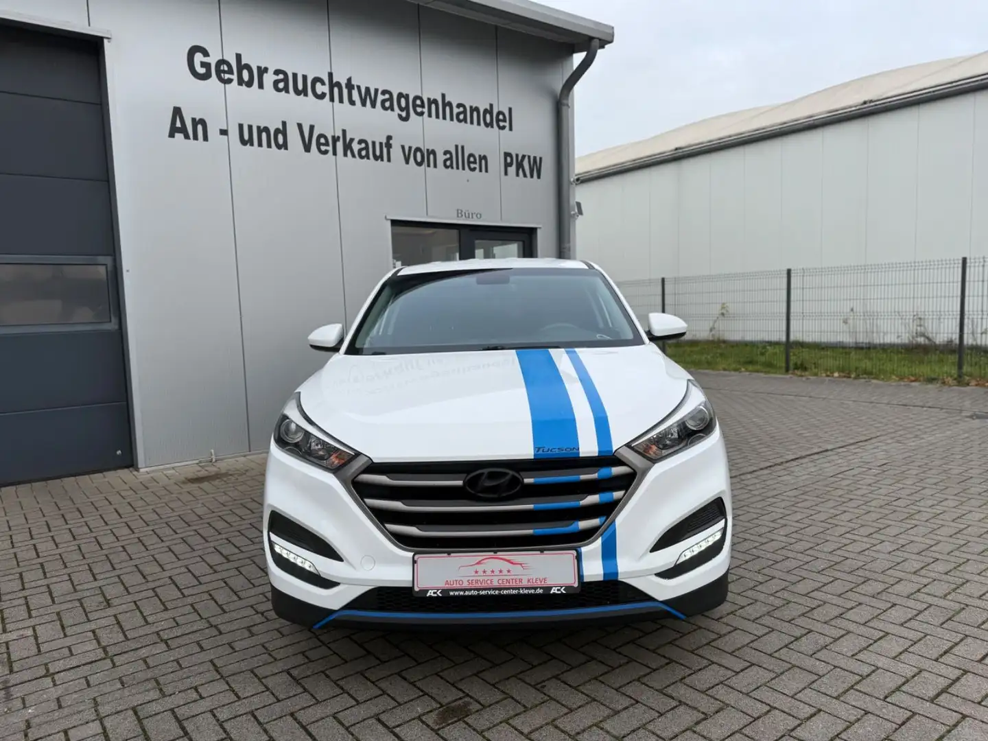 Hyundai TUCSON Trend 2WD*GJREIFEN*RFK*NAVI Blanc - 2