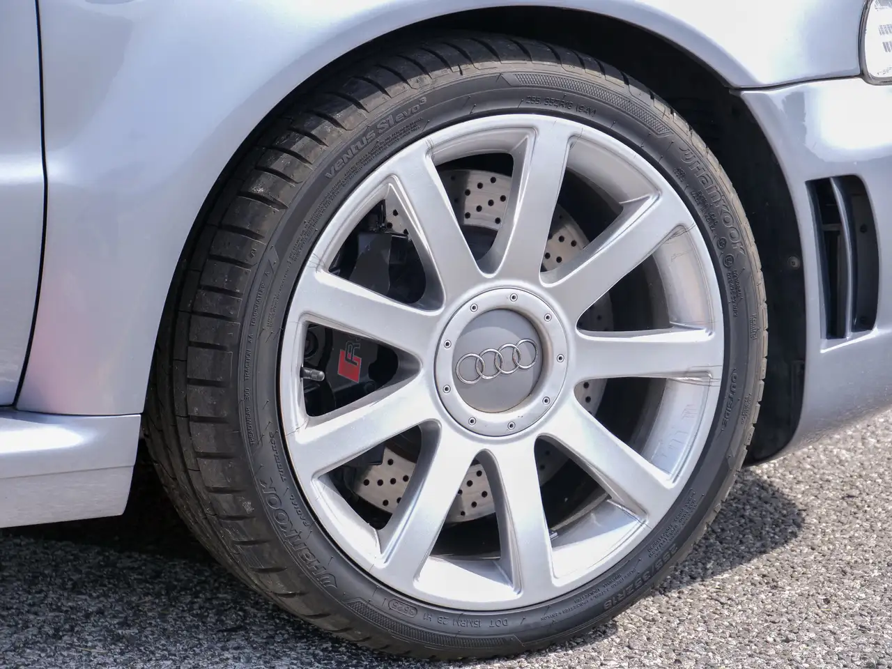 Audi RS4 Quattro, foto 8