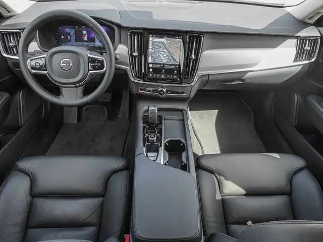 Volvo V90 view 11