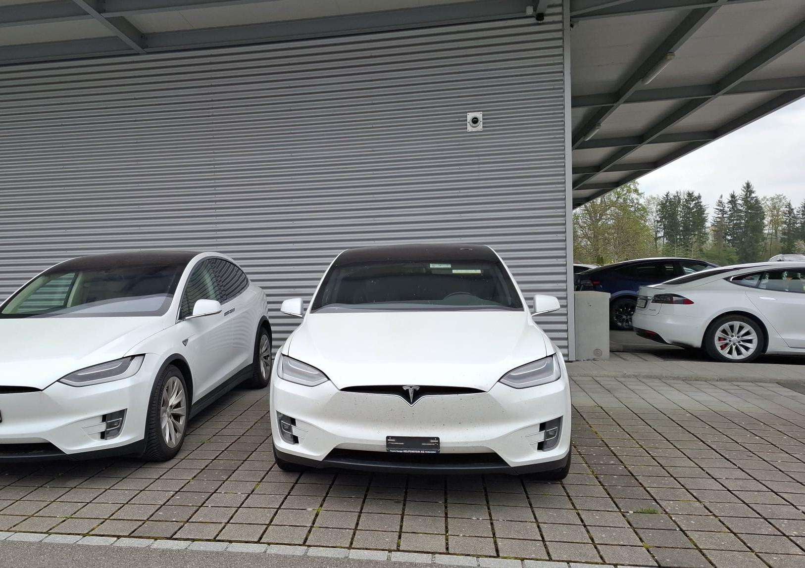 Second hand Tesla Model X electro