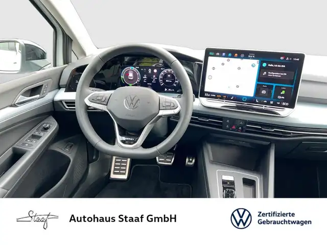 Volkswagen Golf view 11