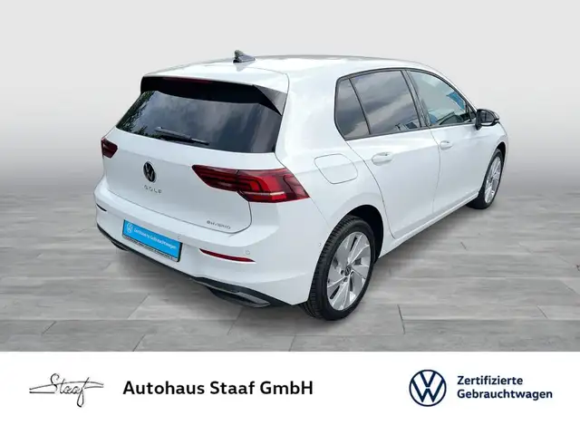 Volkswagen Golf view 5